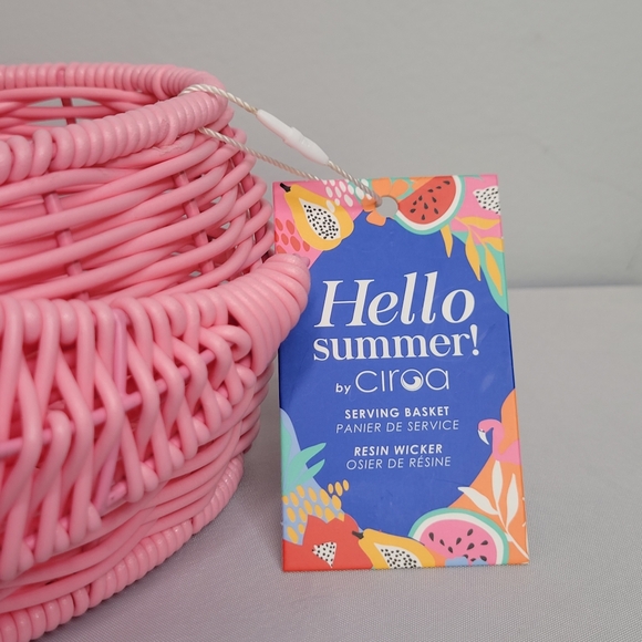NWT Pink Flamingo With Crown Hello Summer! by Ciroa  Serving Basket Resin Wicker - Picture 14 of 15